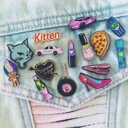 Best 10 Enamel Pins Factory to Custom Your Own Pins